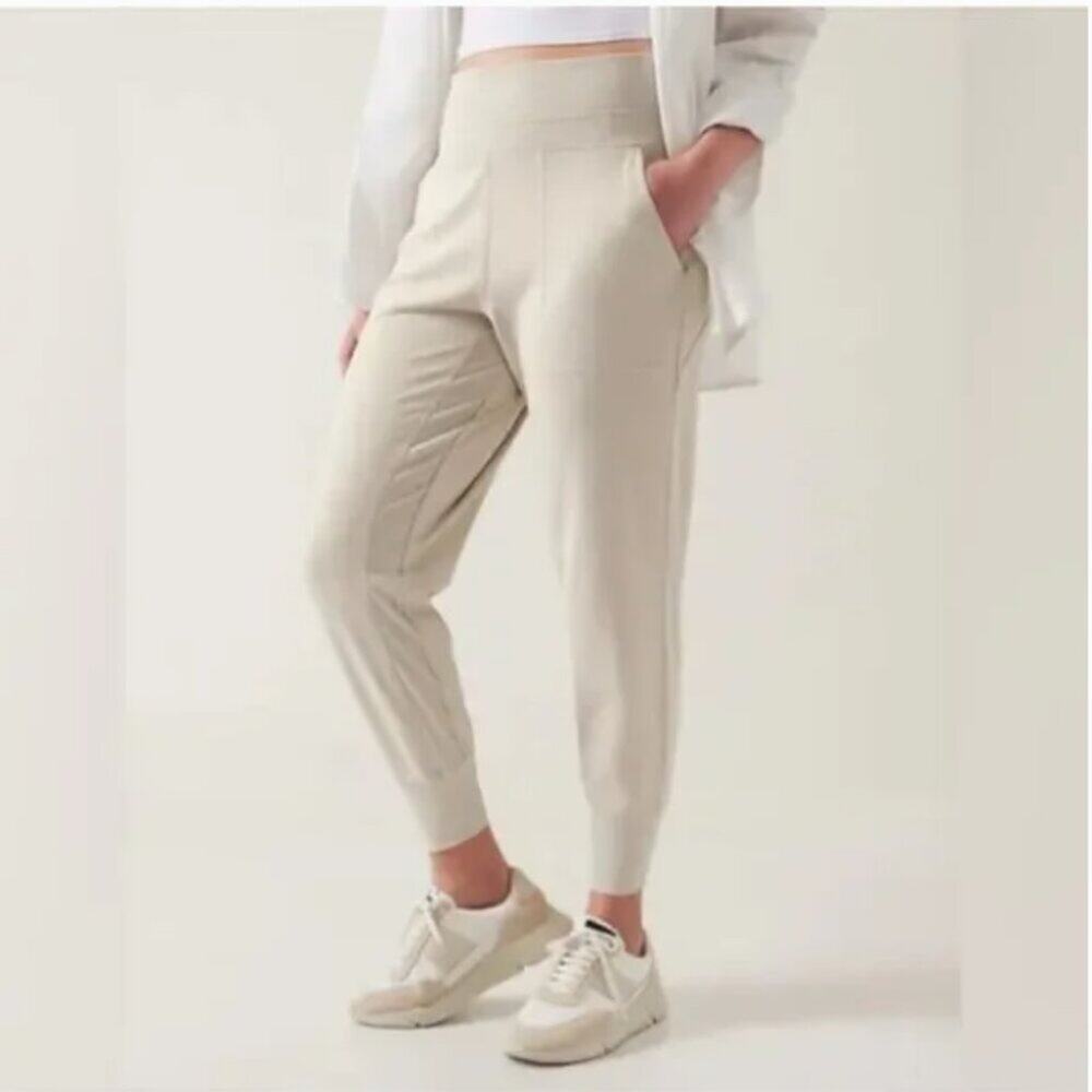NWOT ATHLETA Venice High Rise Jogger In Abalone Cream Pockets Athleisure Sz XLT